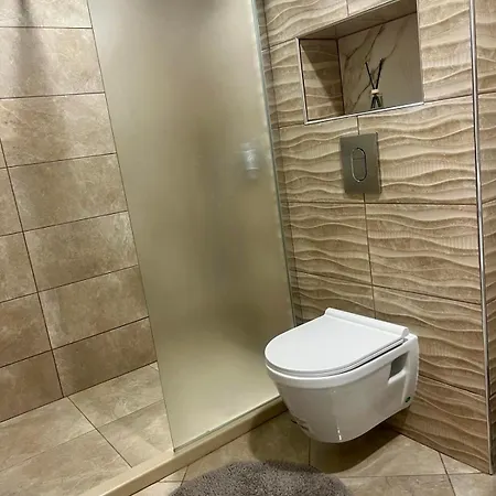 Raya - Apartmant In Plovdiv, With Private Parking